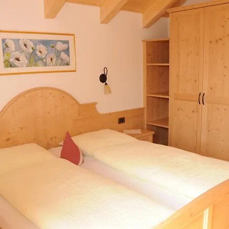 Ciasa Dl Mone Aparthotel 3*