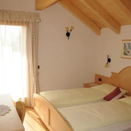 Ciasa Dl Mone Aparthotel Colfosco